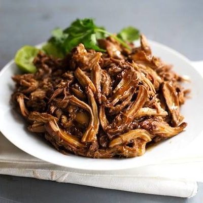 Honey Glazed Crockpot Chicken Adobo - simple pantry ingredients, hardly any hands-on time, 200 calories. | https://weightloss-progress.fit